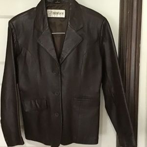 Women’s Deerskin Leather Jacket buttoned